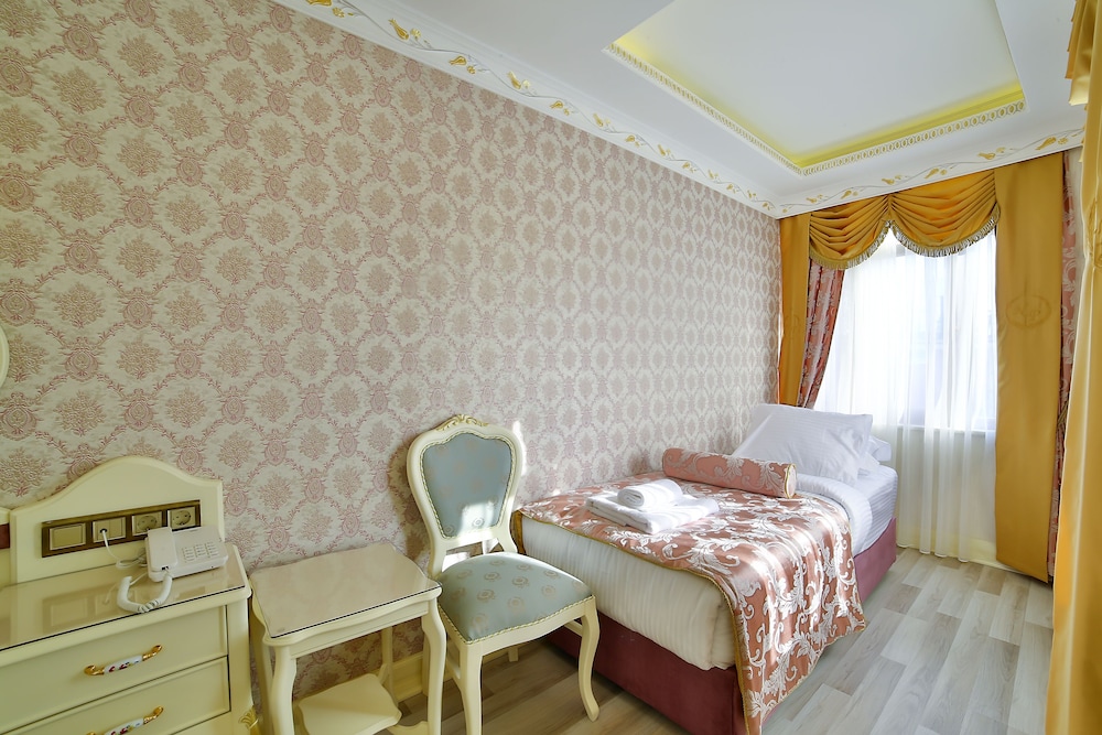 Nayla Palace 36/51