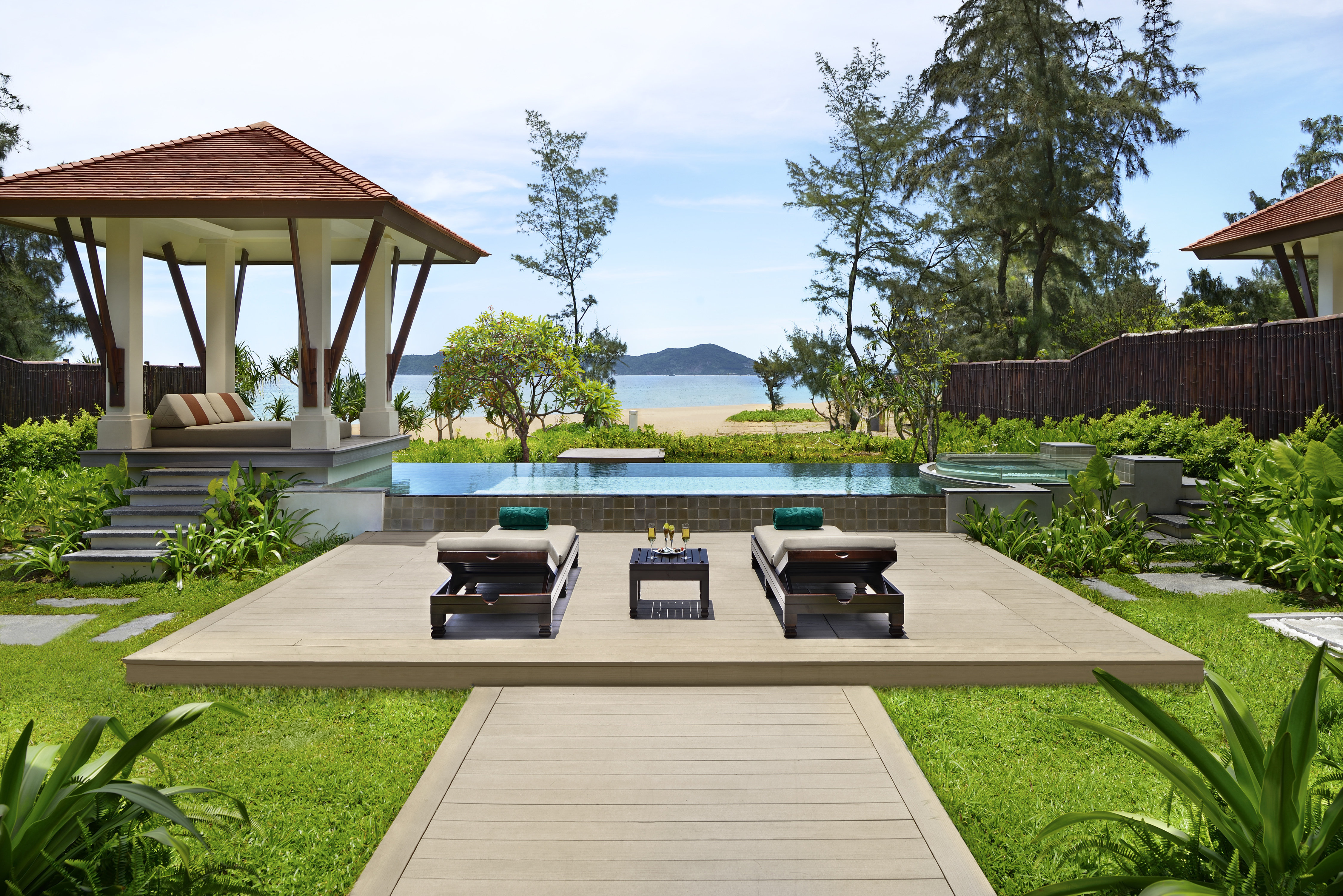 Banyan Tree Lang Co 62/78