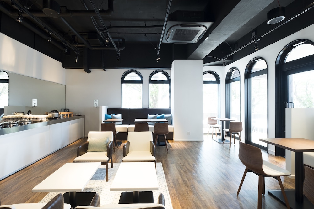 Fujisawa Hotel En 43/53