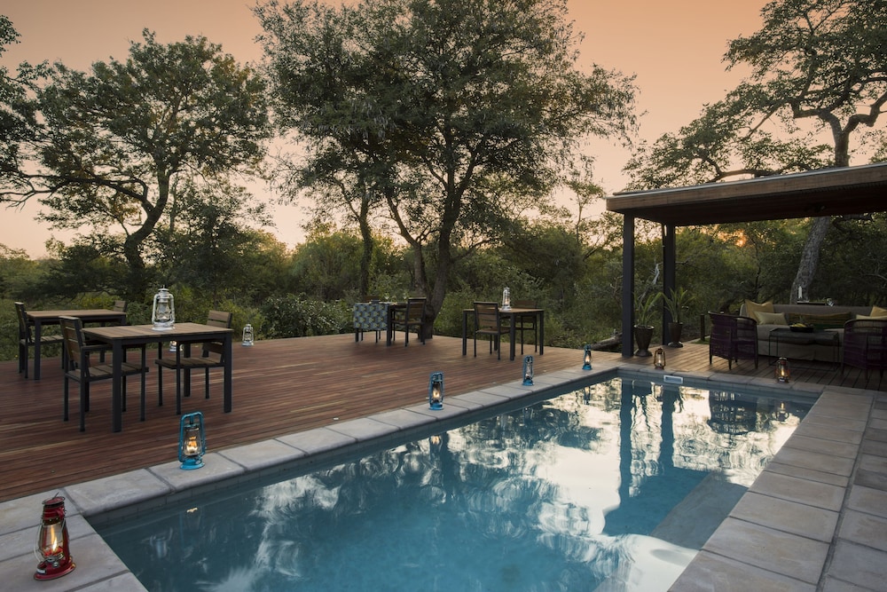 Moya Safari Villa 33/38
