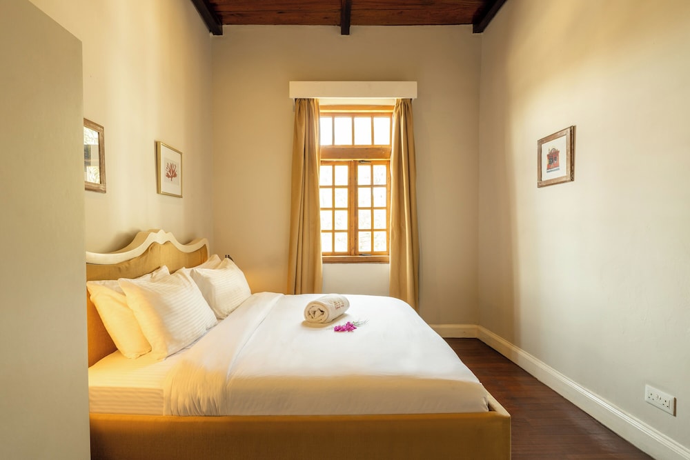 Olma Colonial Suites 12/66