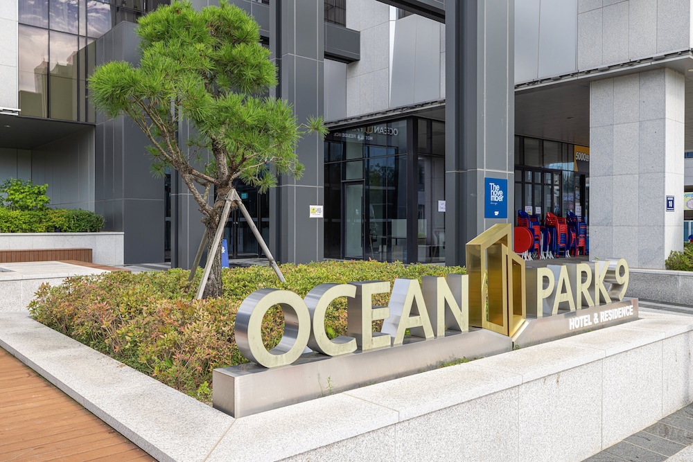 Ocean Park Nine Hotel 23/24