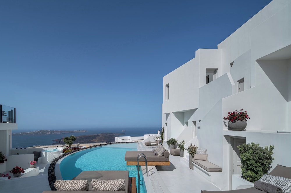 Akra Suites & Spa 5/50