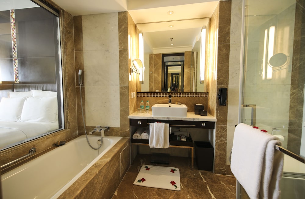 Jaipur Marriott 25/55