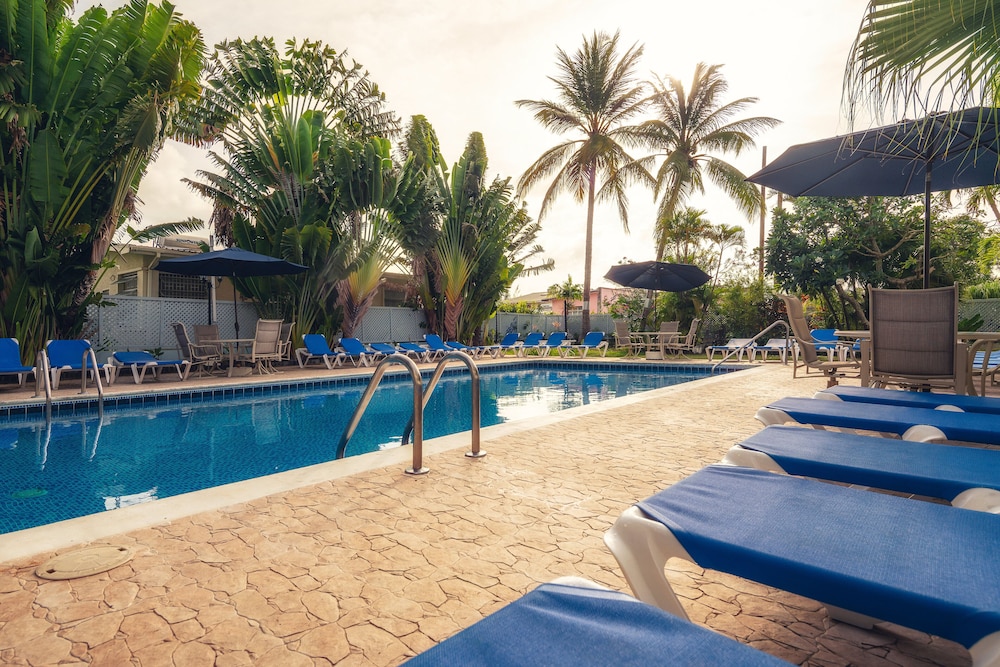 Time Out Hotel Barbados 32/50
