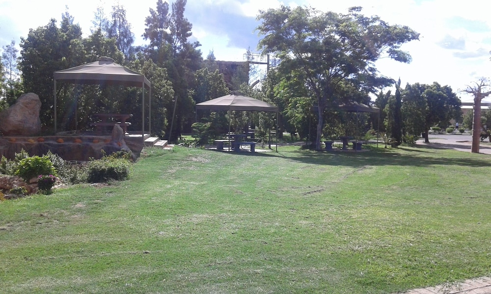 Adansonia Hotel 22/34