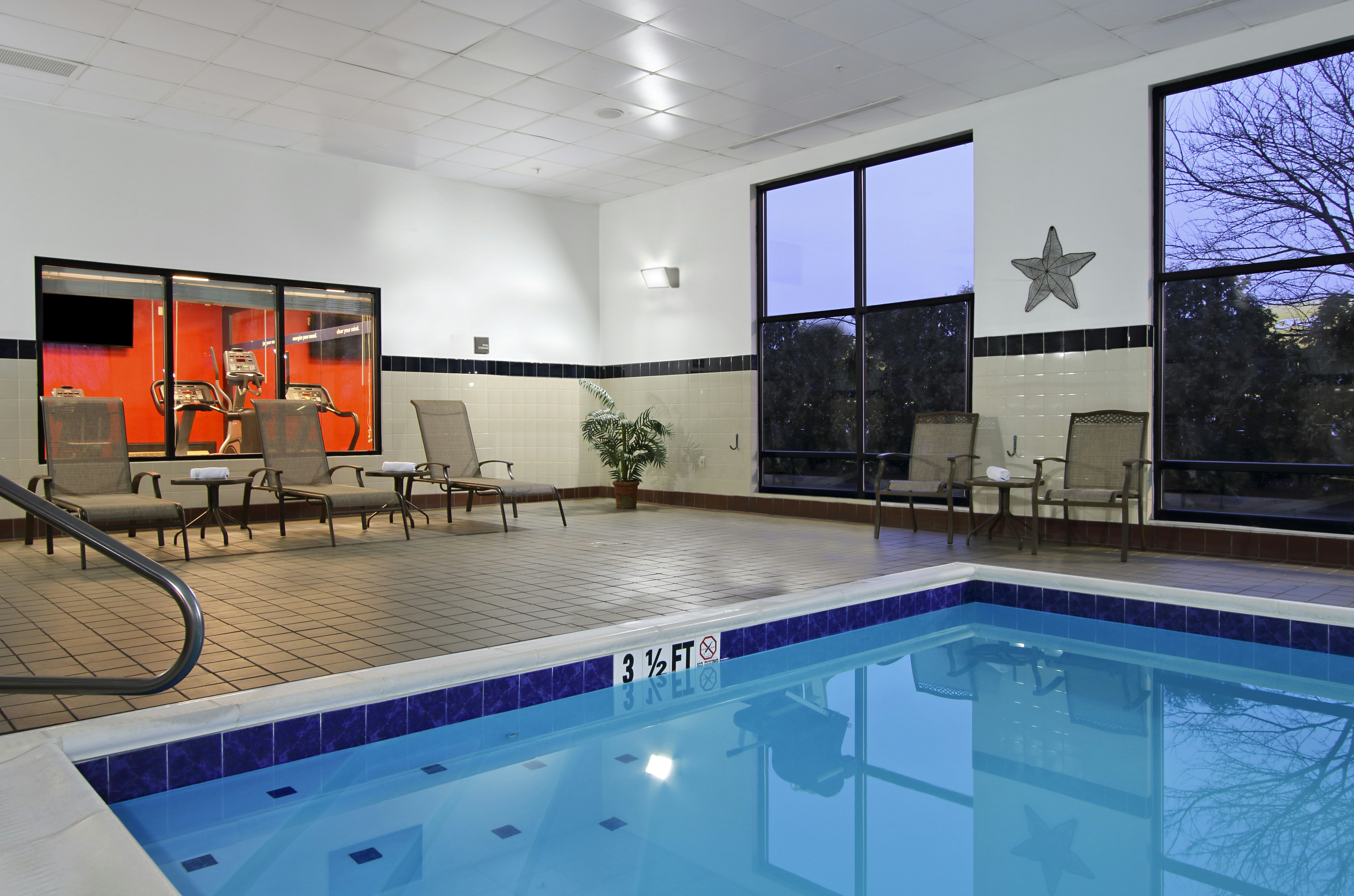 Hampton Inn Suites Columbus Hilliard 21/46