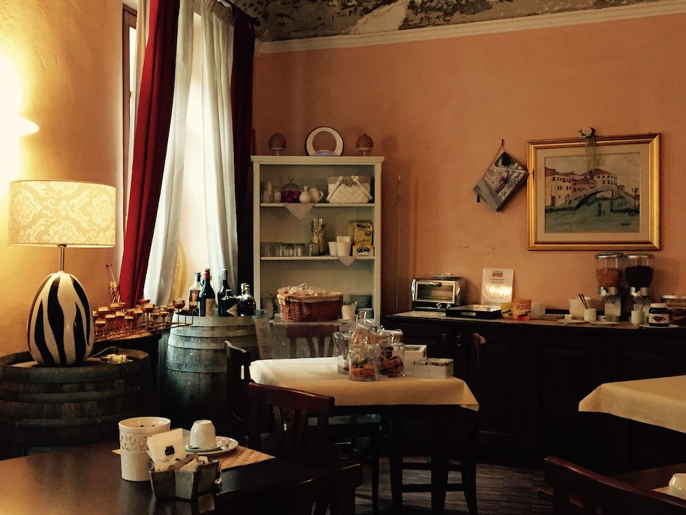 Albergo San Lorenzo 51/66