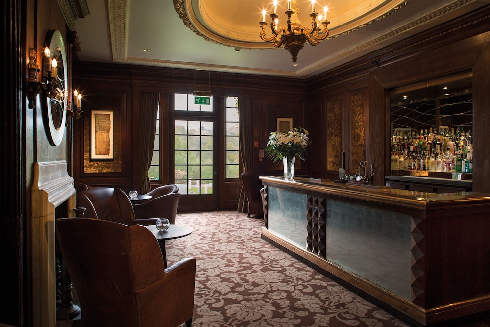 Wood Hall Hotel & Spa 6/55