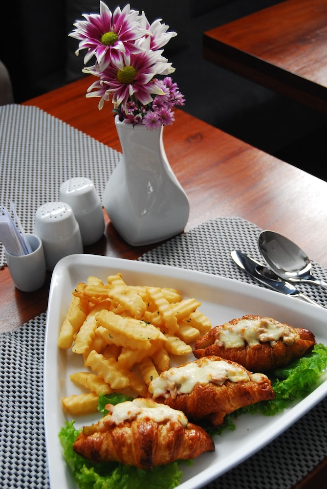 Horison Inn Alaska Simpang Lima Semarang 30/49