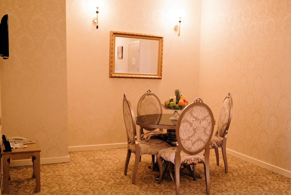 Teatro Boutique Hotel 36/47