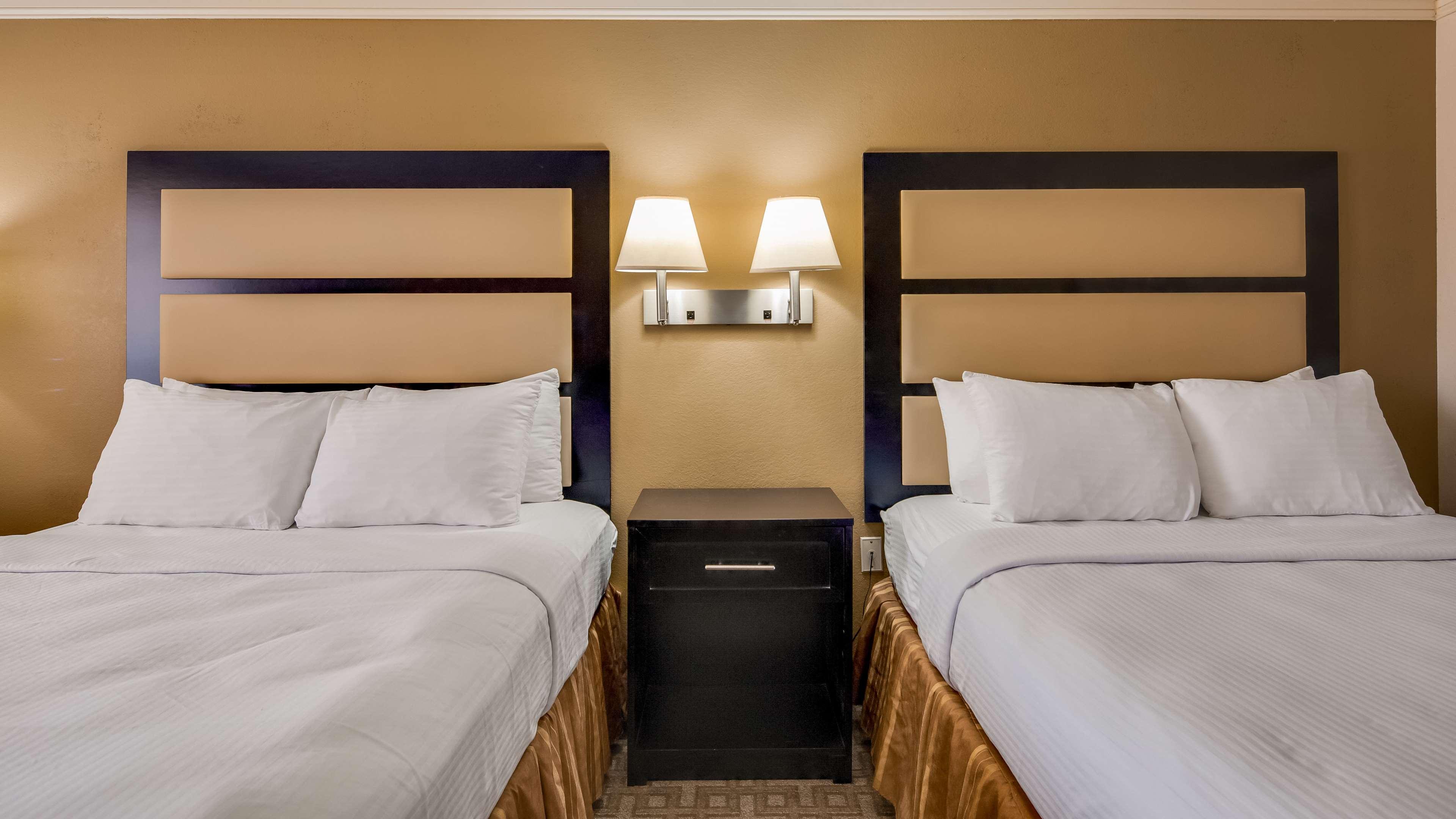 Suite, 2 Queen Beds