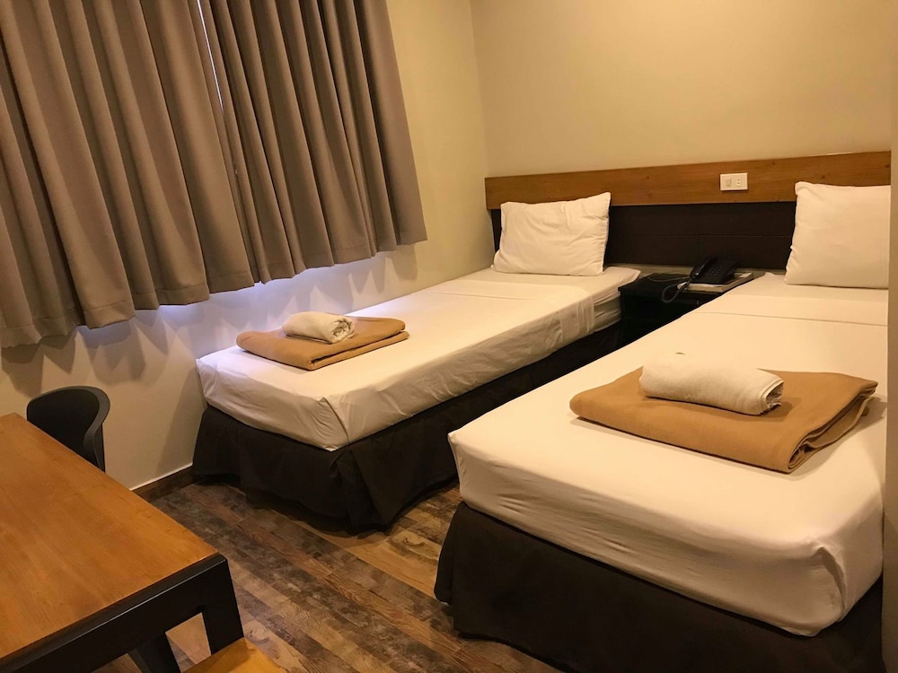Cebu R Hotel Capitol 12/34
