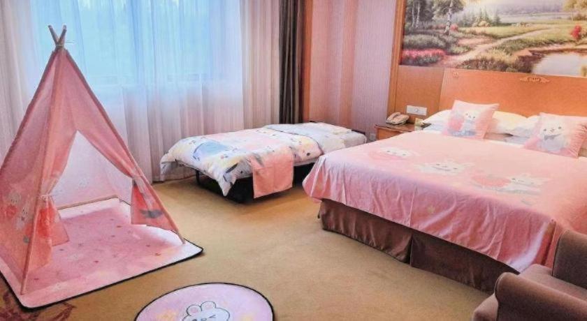 Vienna International Hotel (Shanghai Dishui Lake Lingang New City) 23/64