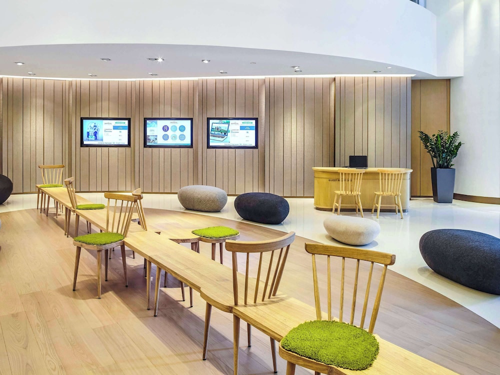 Novotel Century Hong Kong 30/48