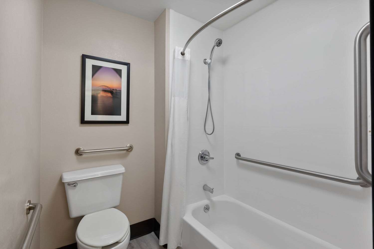 La Quinta Inn & Suites by Wyndham Goodlettsville - Nashville 54/58