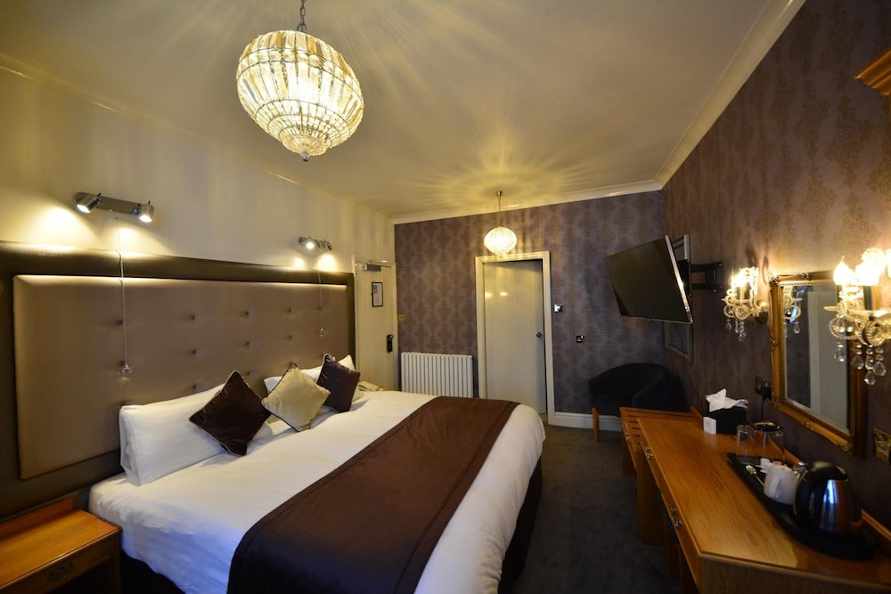 The Crescent Hotel 28/61