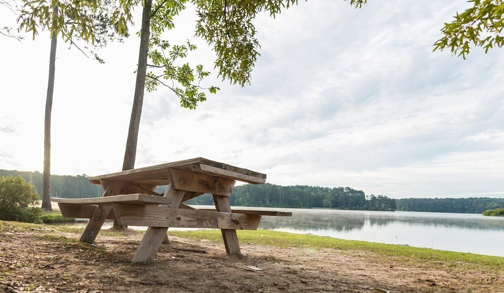 Studio6 Meridian, MS – Bonita Lakes 37/47