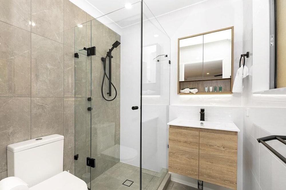 Tiarri Terrigal 39/50