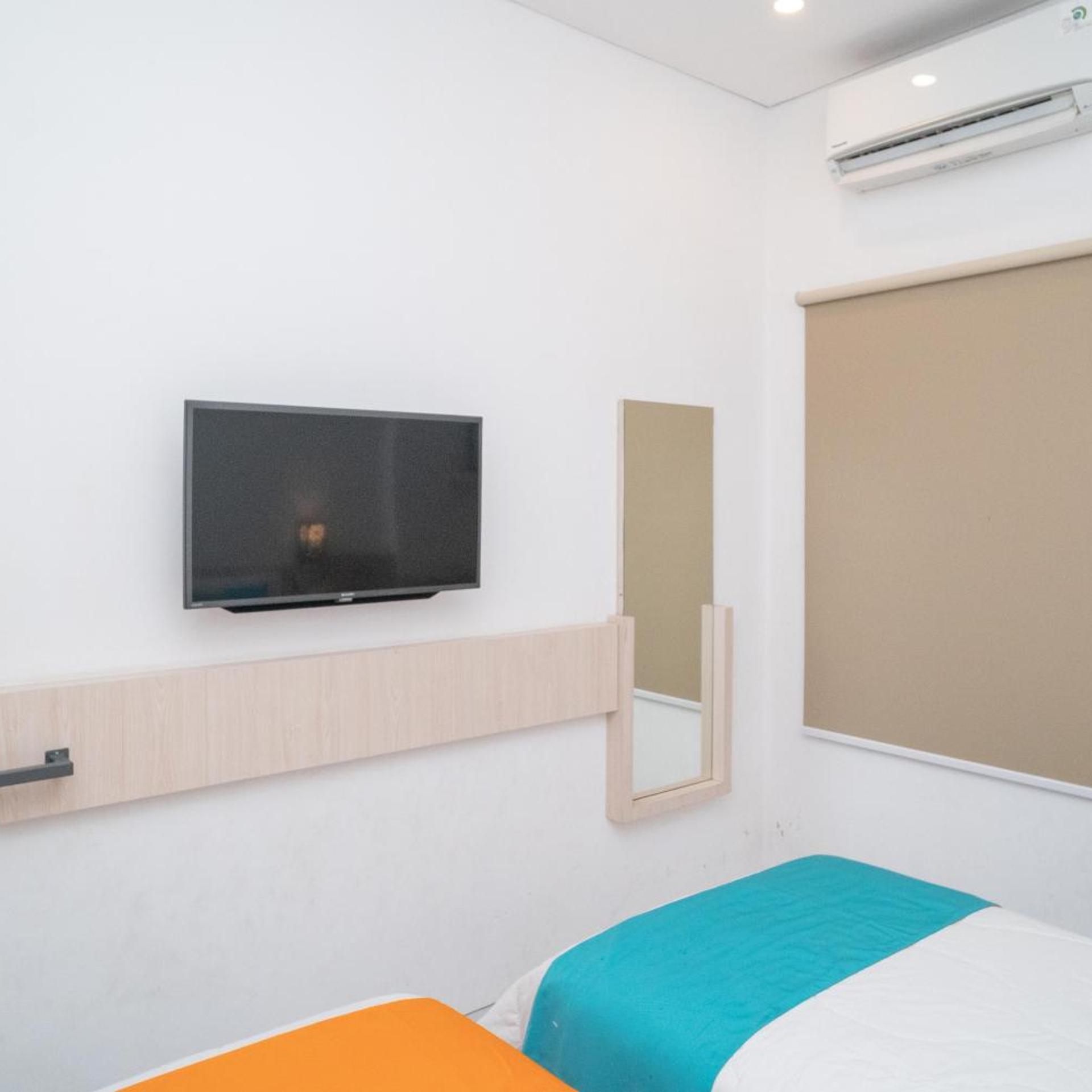 Sans Hotel FiFFa Premiere Malang 46/56