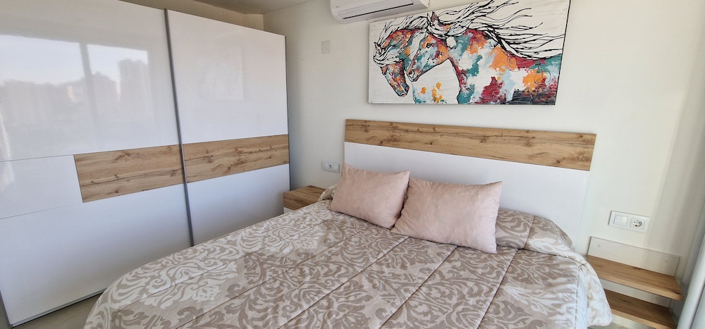Apartamentos Oasis De La Cala 26/45