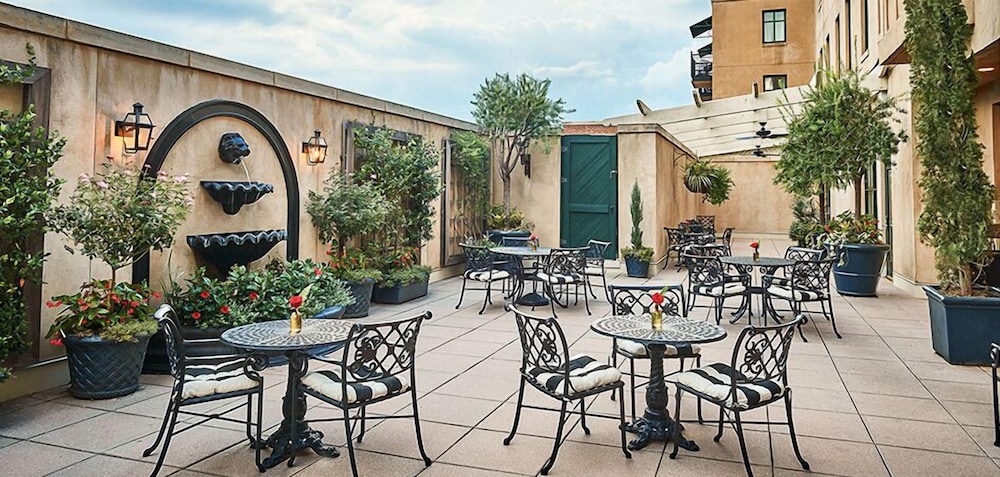 French Quarter Inn 35/44
