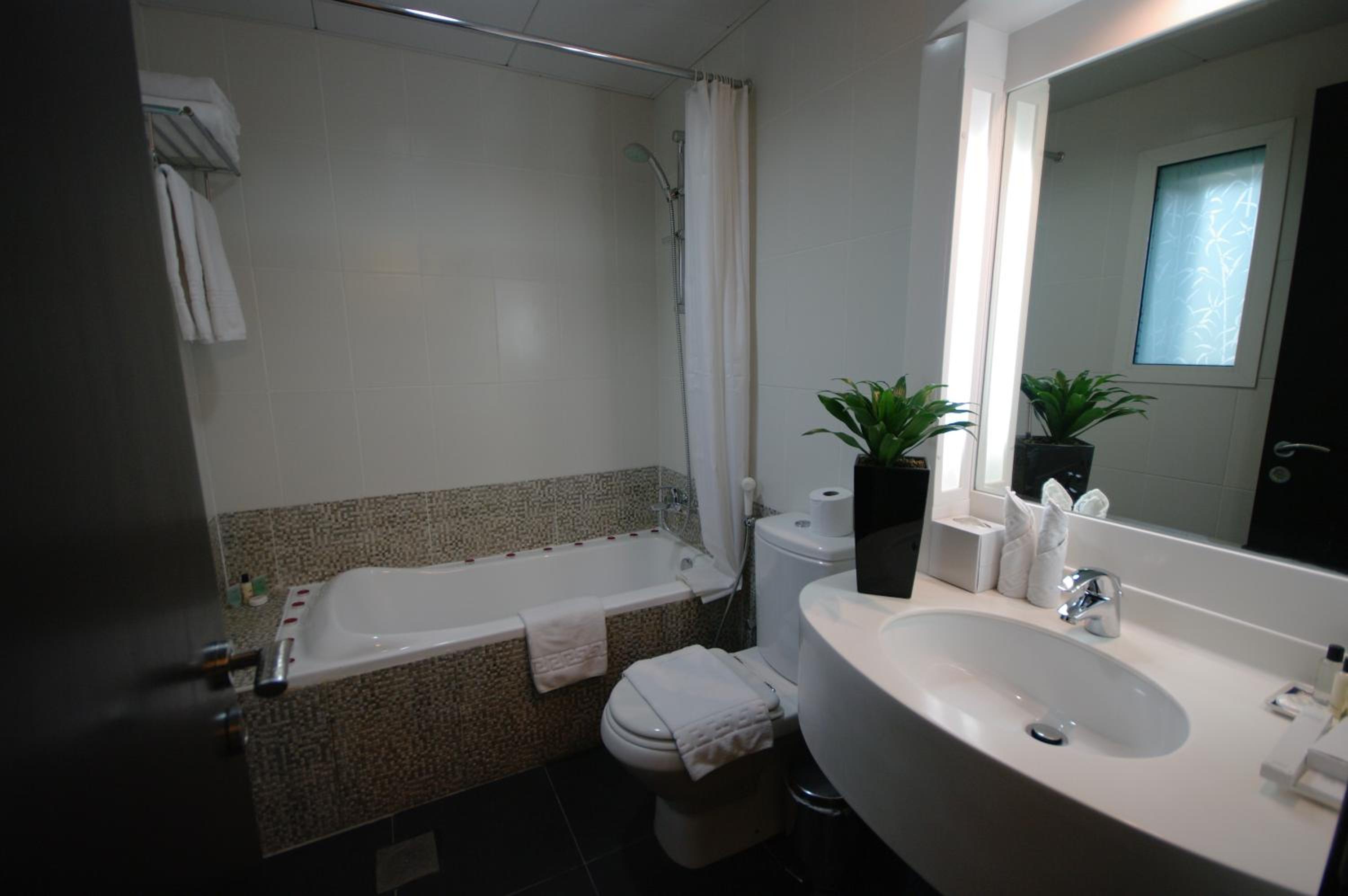 Gulf Oasis Hotel Apartments 54/55