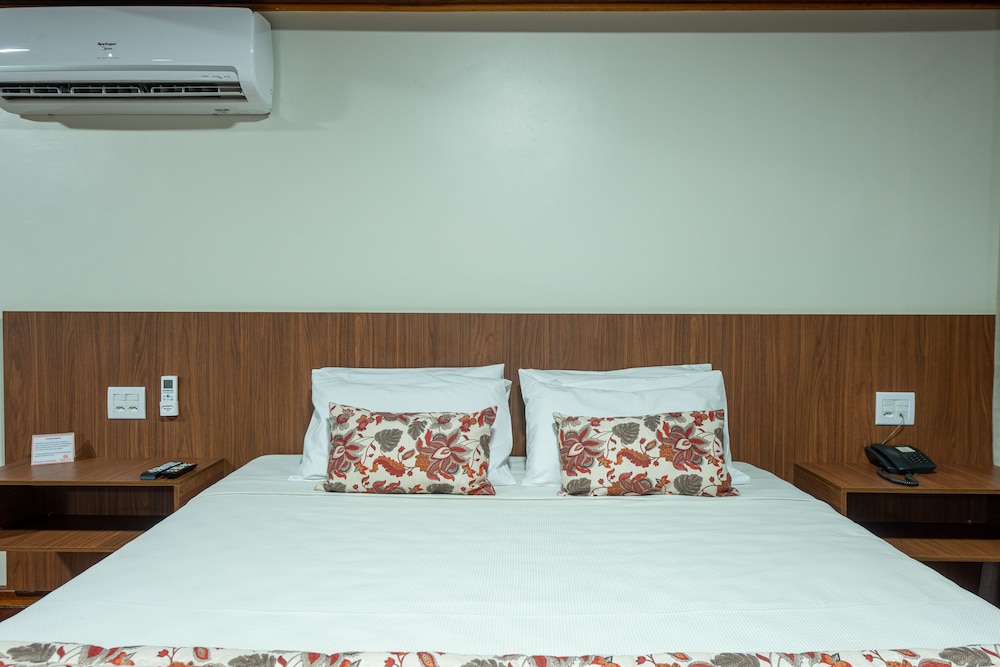 Taiwan Hotel 15/50