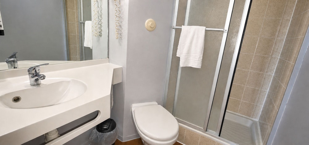 Ikar Hotel Blois Sud 56/60