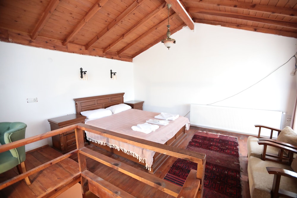 Kayserkaya Cottages & Camping 24/50