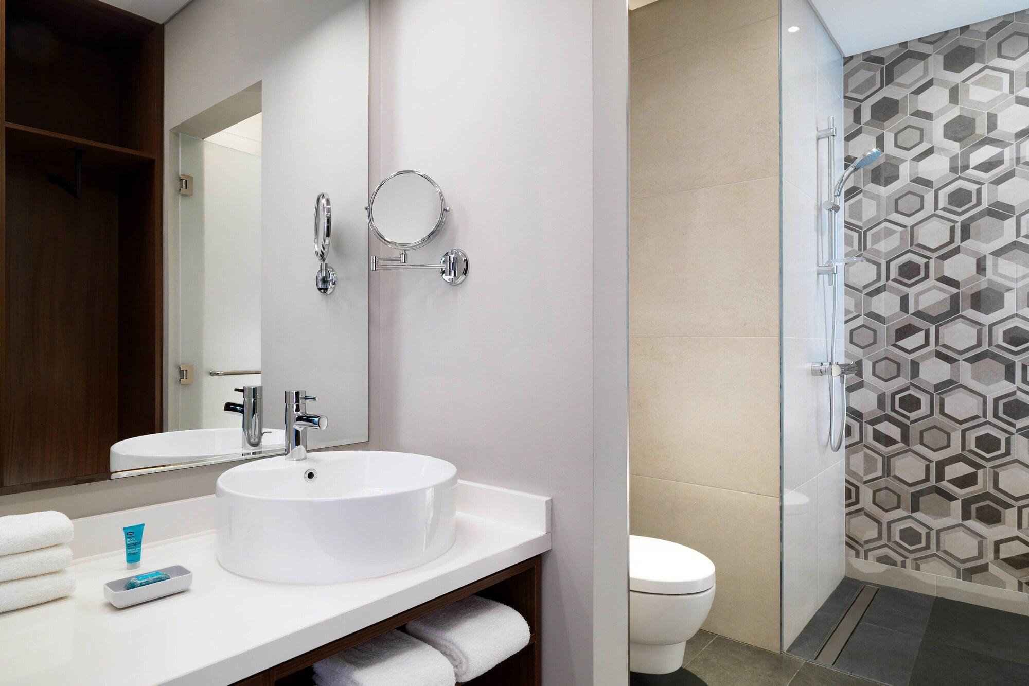 1 Bedroom, Metro، Aloft Me'aisam Dubai 2/2