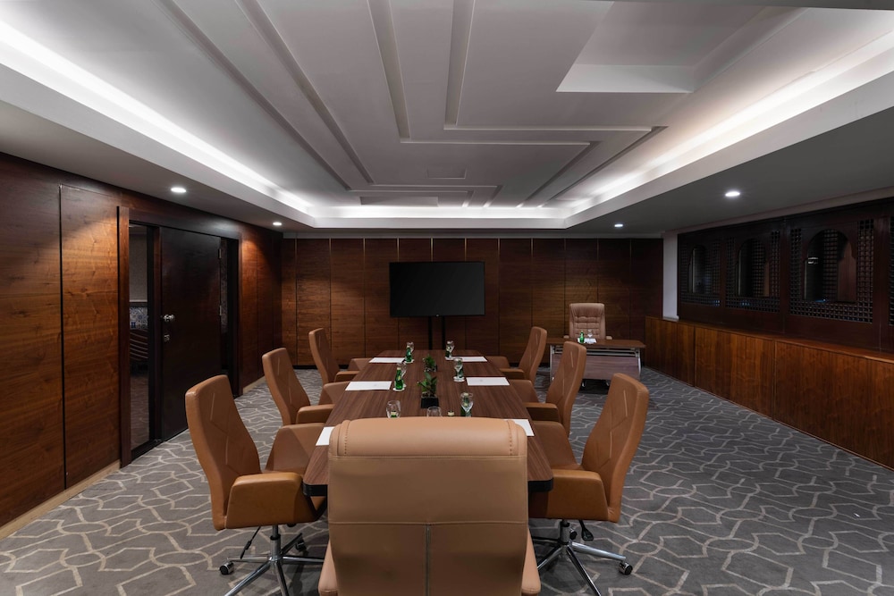 فندق ورويك جدة(Warwick Hotel Jeddah) 59/63