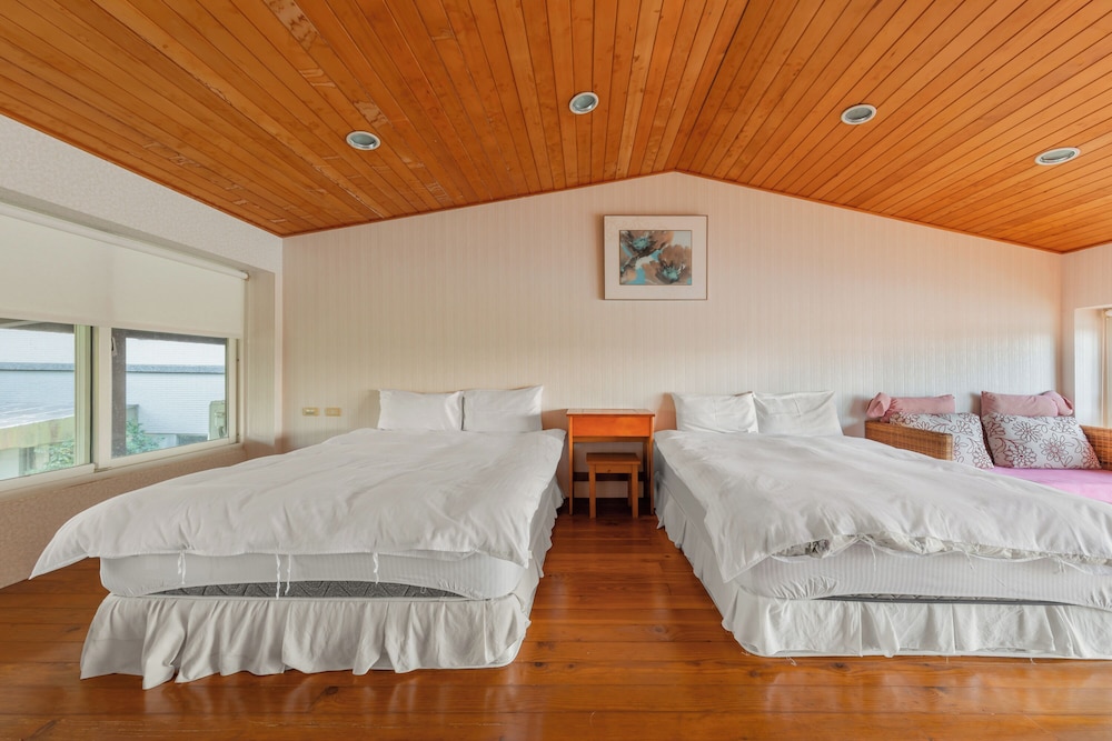 SUPERIOR, CHALET