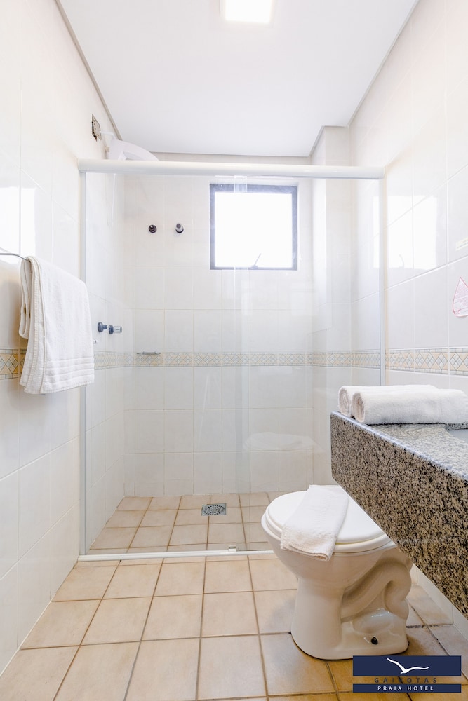 Gaivotas Praia Hotel 34/36
