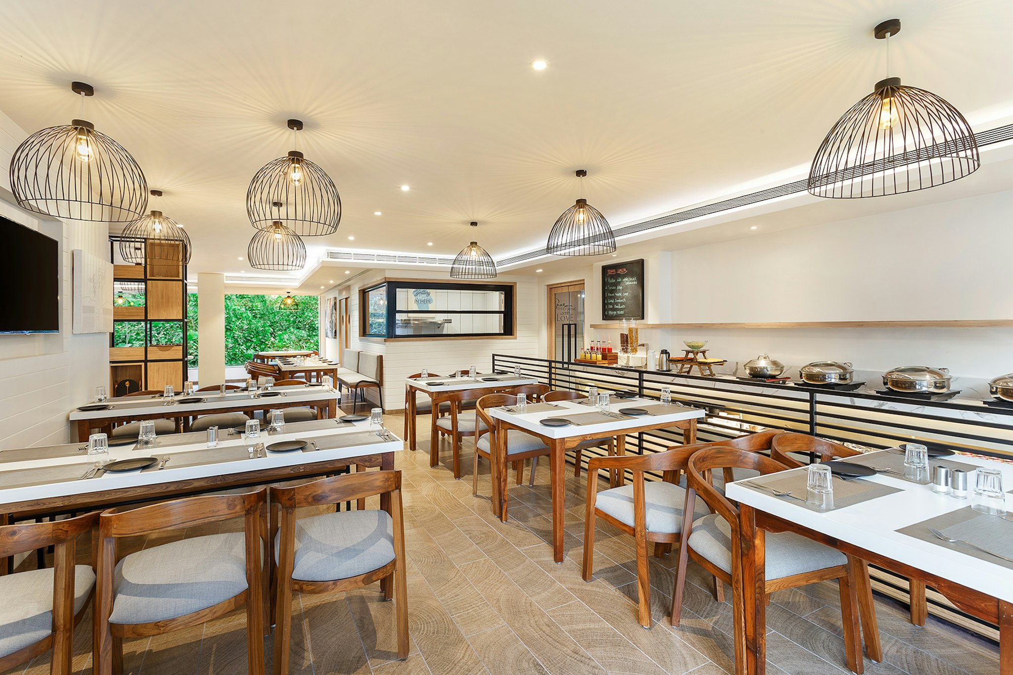 Ginger Andheri East 26/36