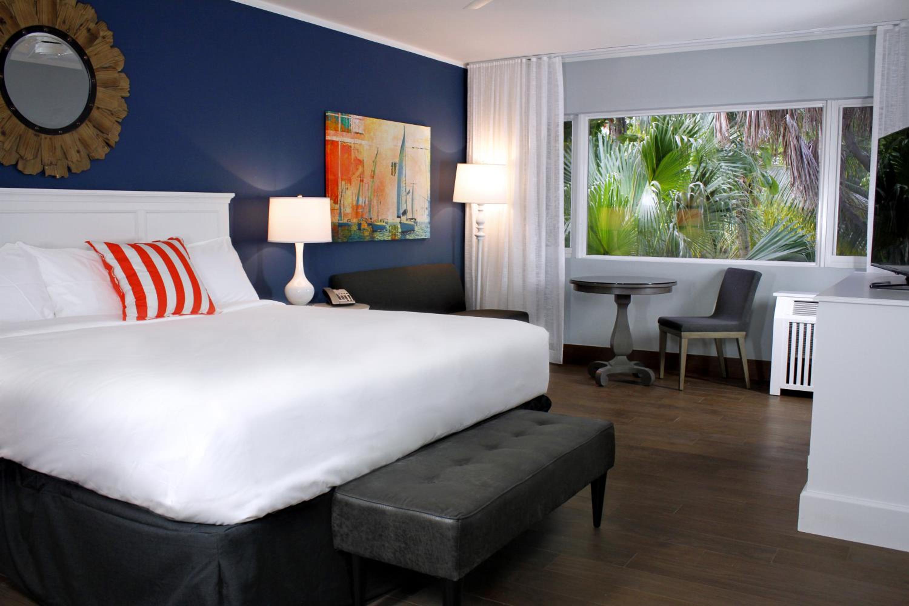 Room, King Bed, Resort View