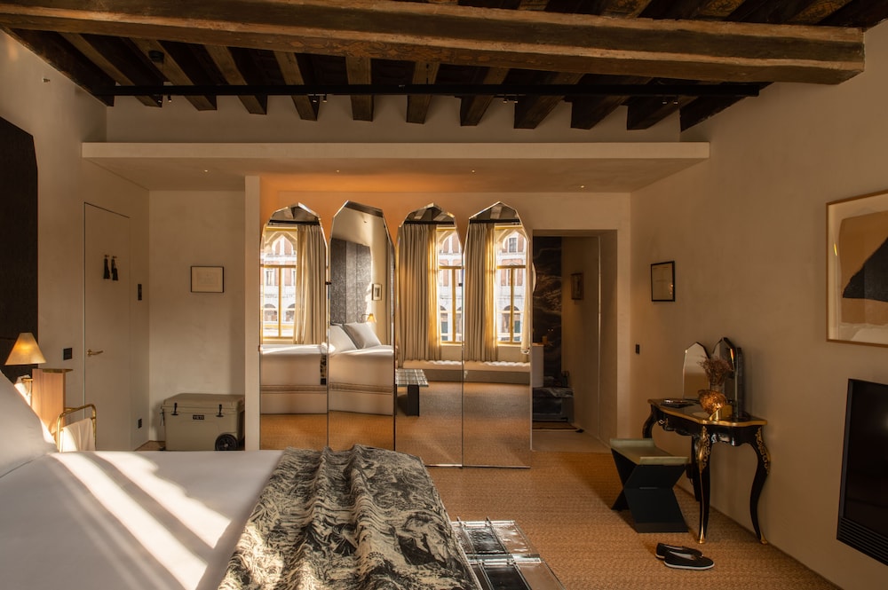 The Venice Venice Hotel 24/50