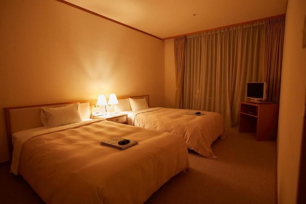 Kamogawa Country Club 4/50