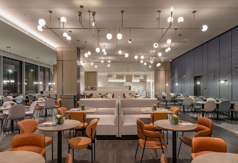 Hilton Garden Inn Shenzhen World Exhibition & Convention Center 39/48