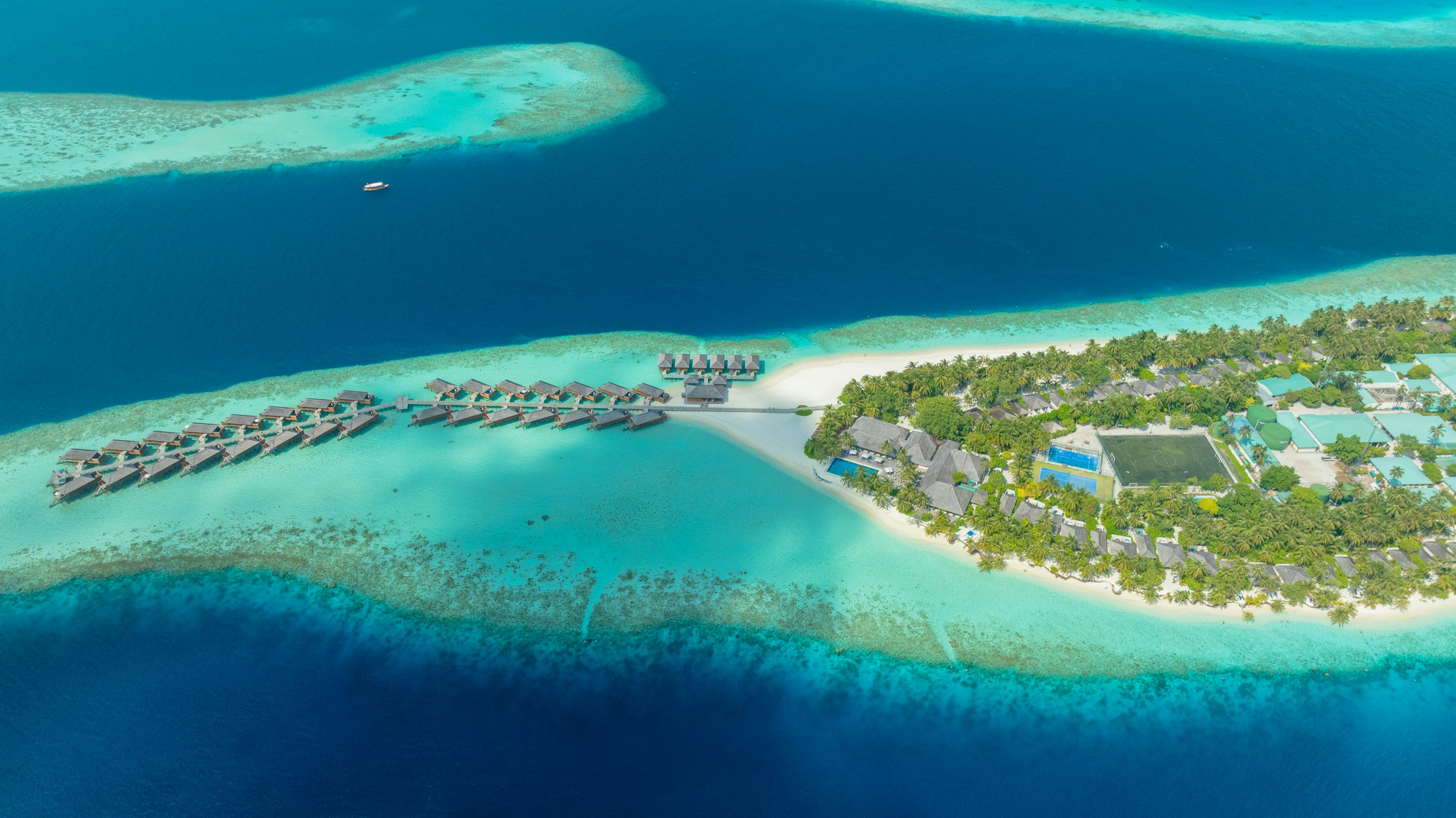 Vilamendhoo Island Resort & Spa 266/272