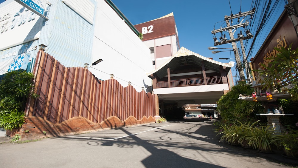B2 Chang Phueak Gate Premier Hotel 25/31
