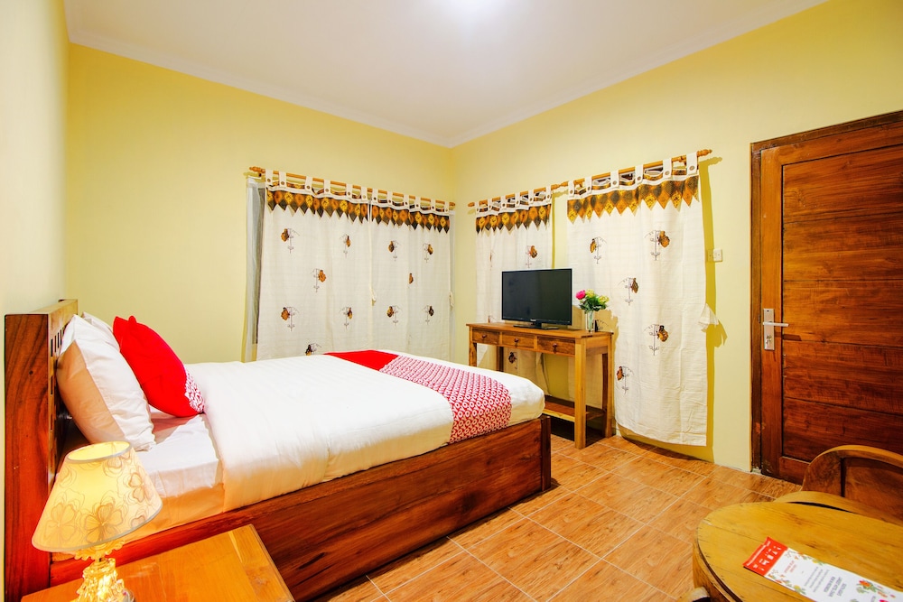 OYO 2047 Opak Village Bed and Breakfast 9/26