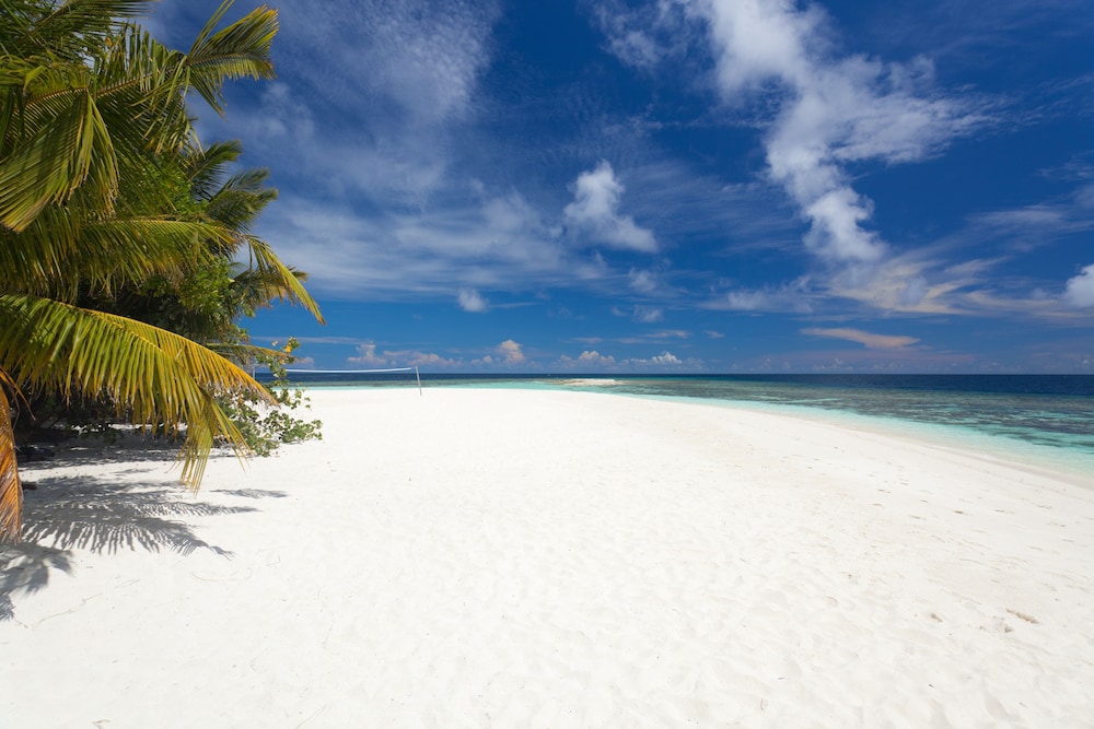 Sandies Bathala Maldives 65/71