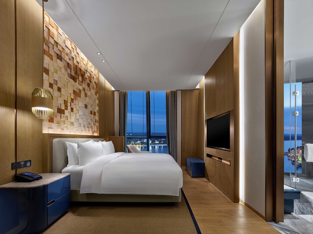 Hilton Hainan Ocean Flower Island 8/34