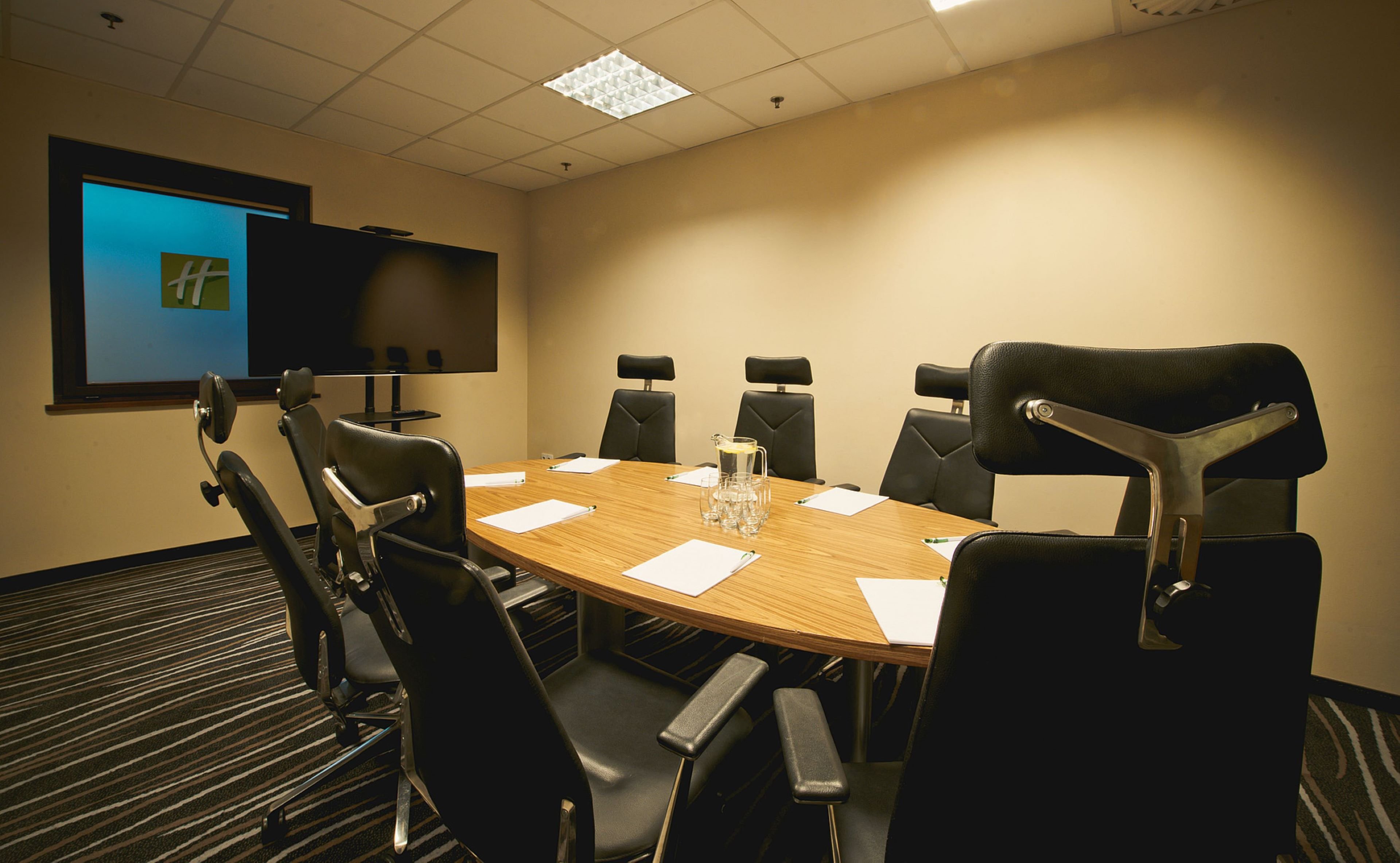 HOLIDAY INN LODZ 45/50