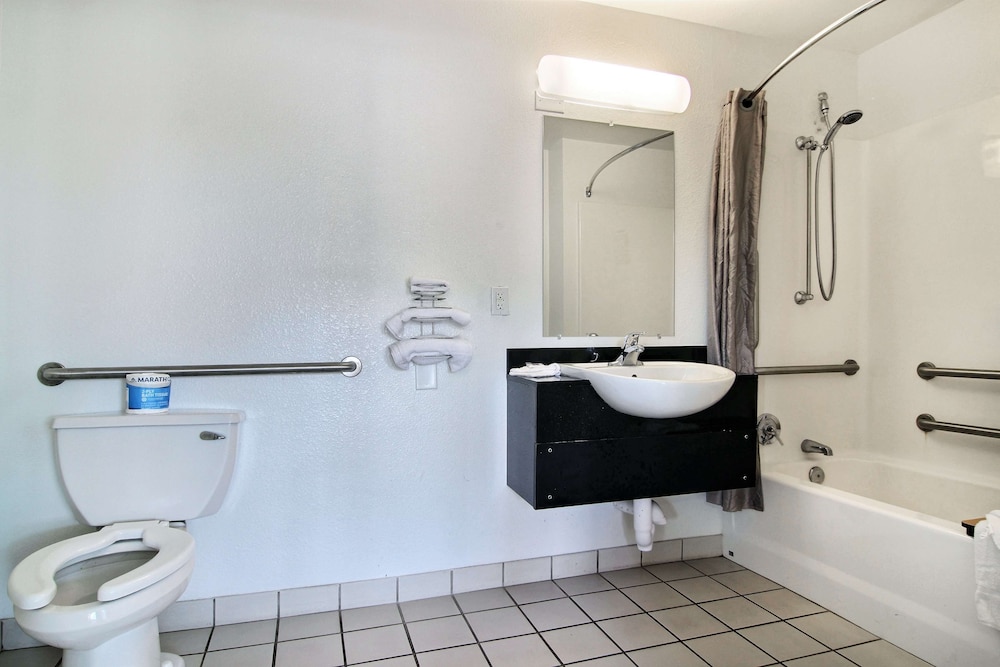 Motel6 Lubbock, TX 40/42