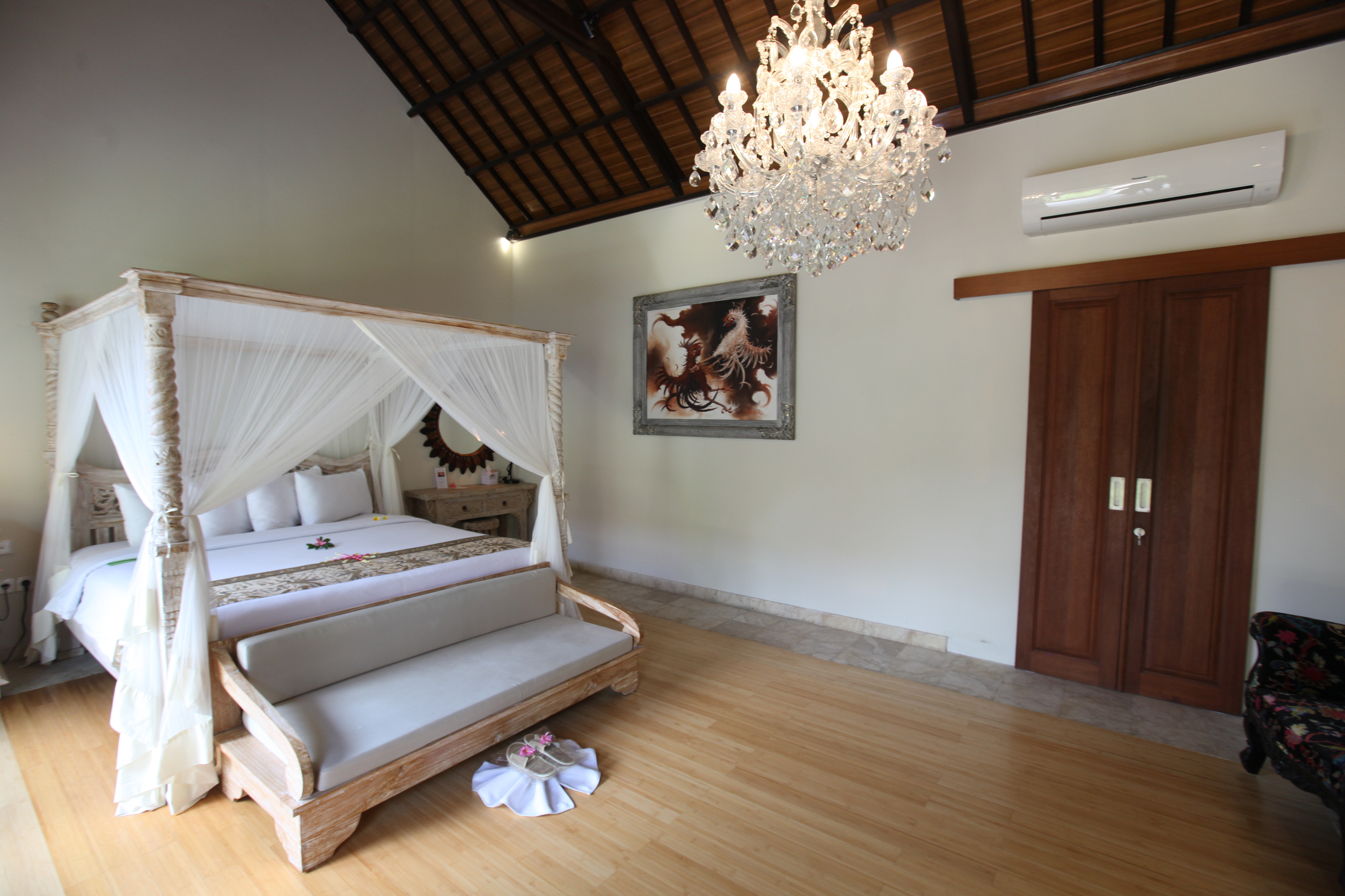 ROMANTIC POOL VILLA 1 BEDROOM