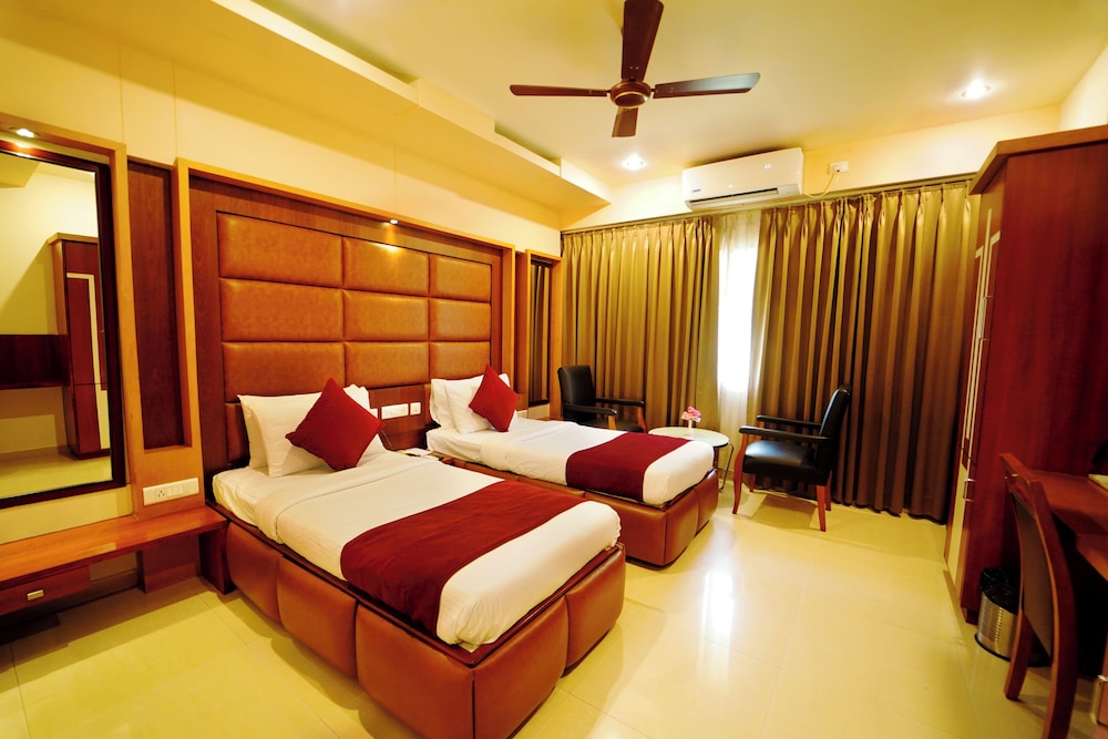 EXECUTIVE, DOUBLE BED, CITY VIEW