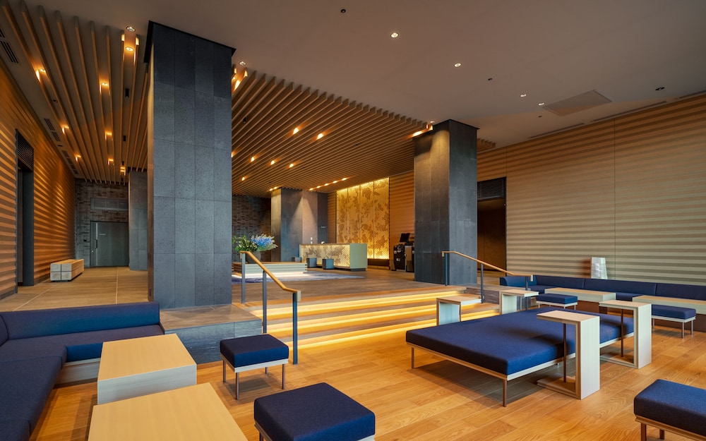 Hotel Clad 34/50