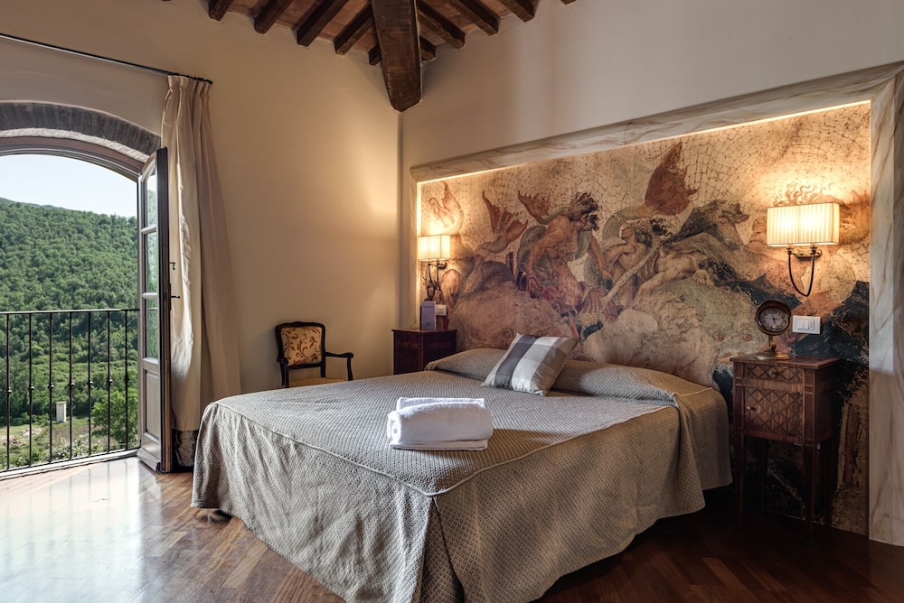 2 BEDROOMS, TRADITIONAL, APARTMENT, 2 QUEEN BEDS